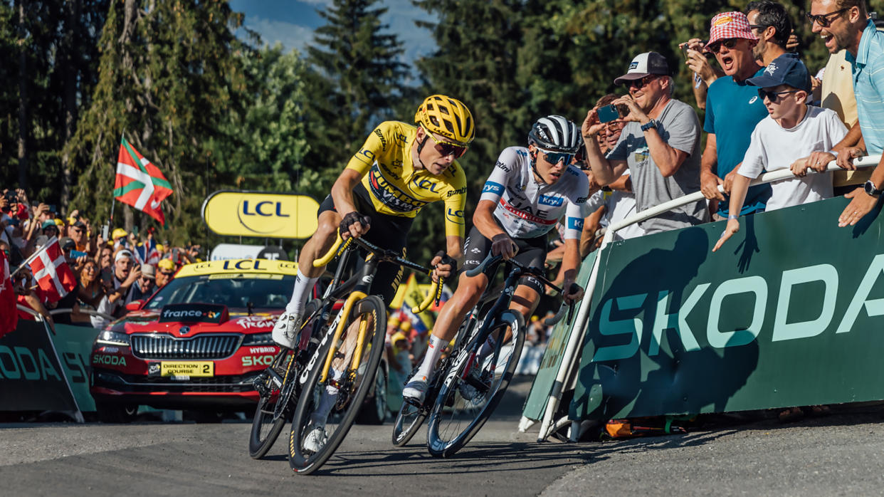  Pogacar and Vingegaard battling for the 2023 Tour de France 