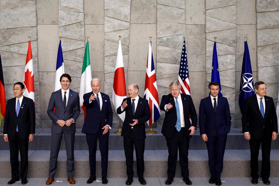 BRUSSELS, BELGIUM - MARCH 24:  (L-R) Japanese Prime Minister Fumio Kishida, Canadian Prime Minister Justin Trudeau, U.S. President Joe Biden, German Chancellor Olaf Scholz, Great Britain Prime Minister Boris Johnson, French President Emmanuel Macron and Italian Prime Minister Mario Draghi pose at the G7 summit March 24, 2022 in Brussels, Belgium.  (Photo by Henry Nicholls-WPA Pool/Getty Images)