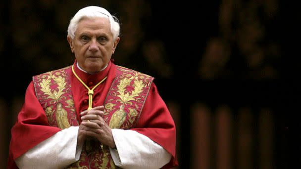 PHOTO: In this May 31, 2008, file photo, Pope Benedict XVI arrives to celebrate a mass for the end of the Month of Mary in Saint Peter's square at the Vatican. (Dario Pignatelli/Reuters, FILE)