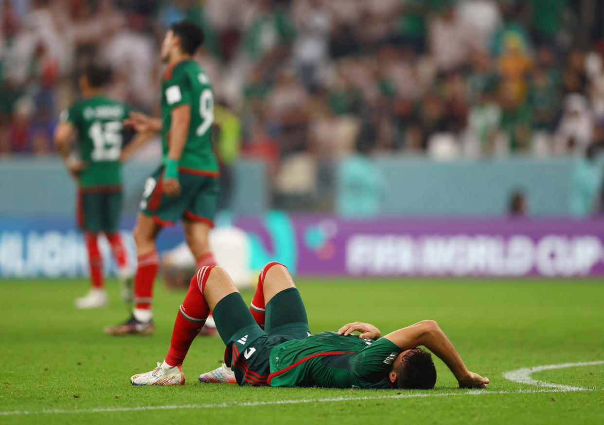 México no pudo pasar a Octavos pese a vencer a Arabia Saudita. (REUTERS/Matthew Childs)