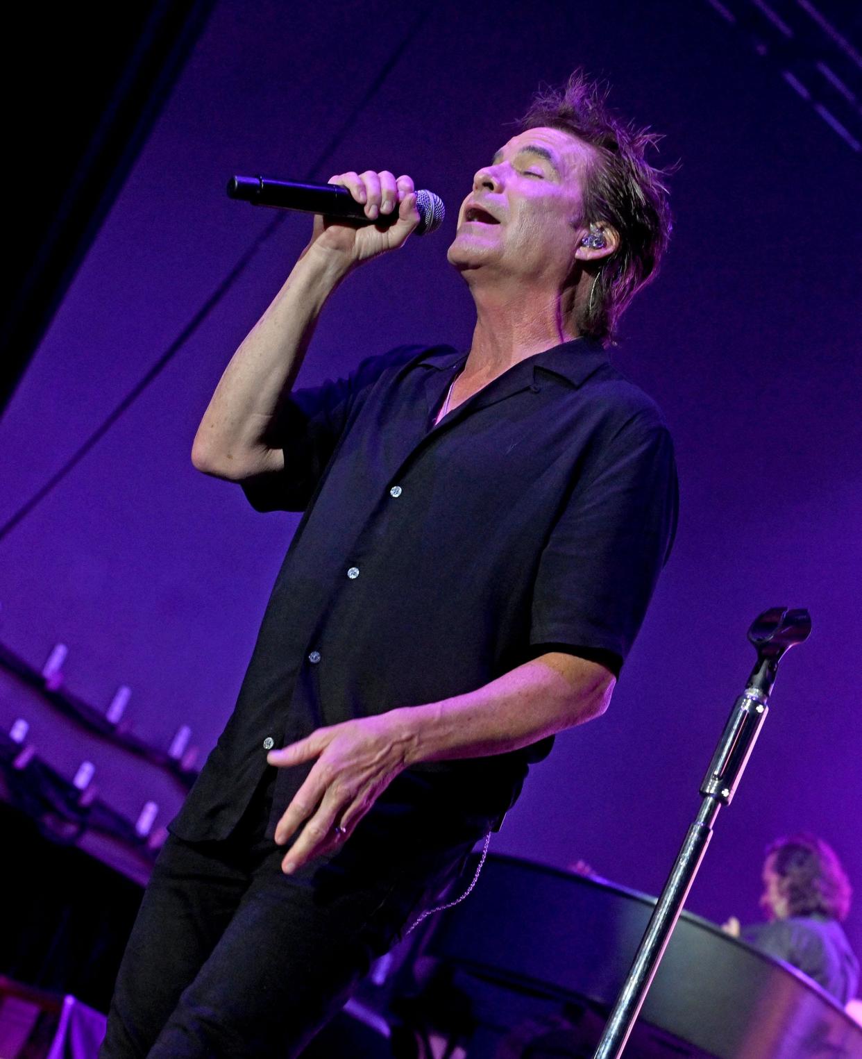 Pat Monahan singing for Train at the pop-rock band's Stage AE concert July 11.