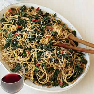 Whole Wheat Spaghetti with Anchovies and Kale