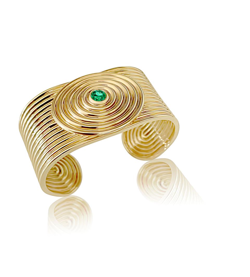 Almasika emerald cuff