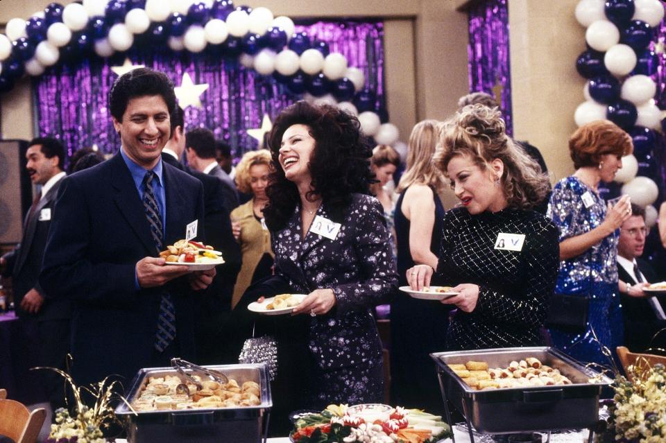 Ray Romano, Fran Drescher, and Rachel Chagall in "The Nanny"