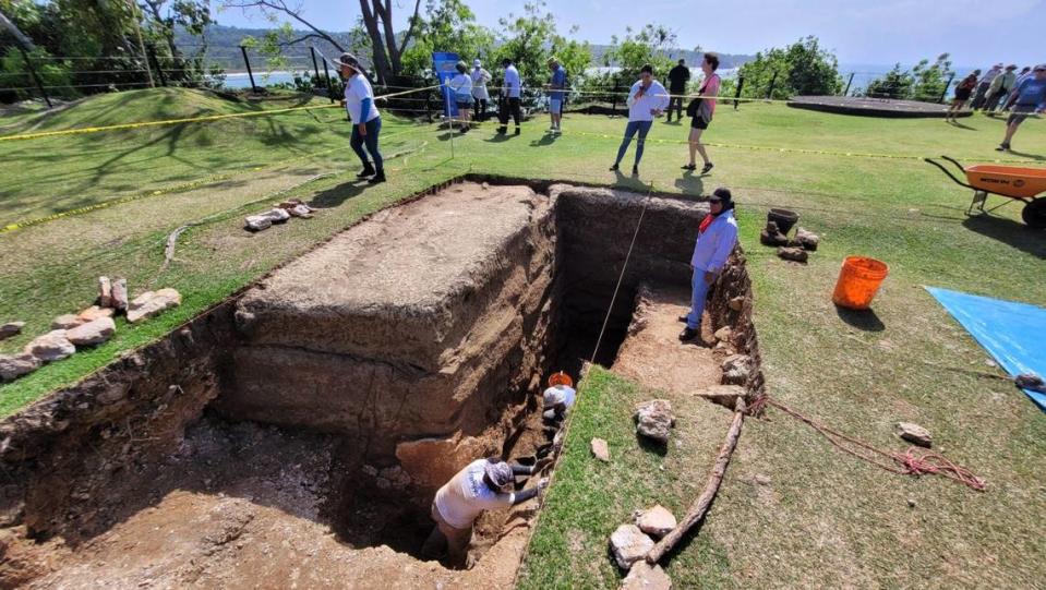 El sitio durante las excavaciones.