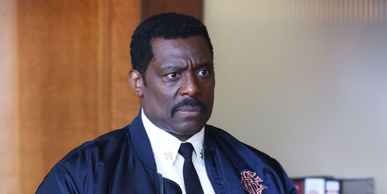 eamonn walker, chicago fire, season 12