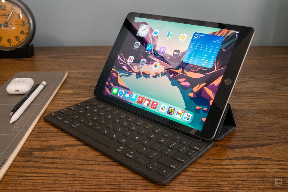 <p>Apple iPad (2021) review photos</p>
