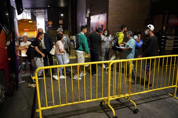 PHOTO: A bus carrying migrants arrived in New York on Sep, 4, 2022, after they were caught illegally crossing the Texas-Mexico border. (Anadolu Agency via Getty Images)