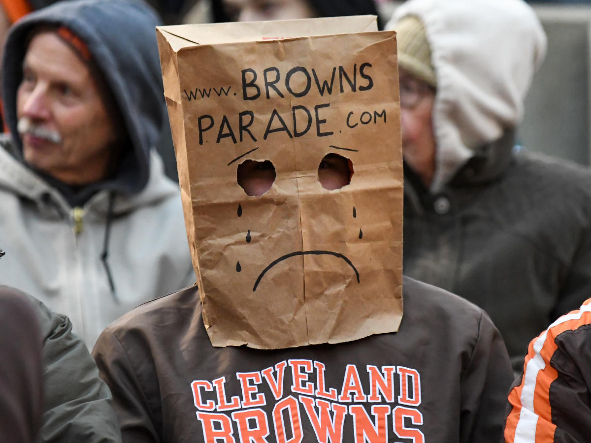 Cleveland Browns, Cincinnati Bengals fans look toward greener