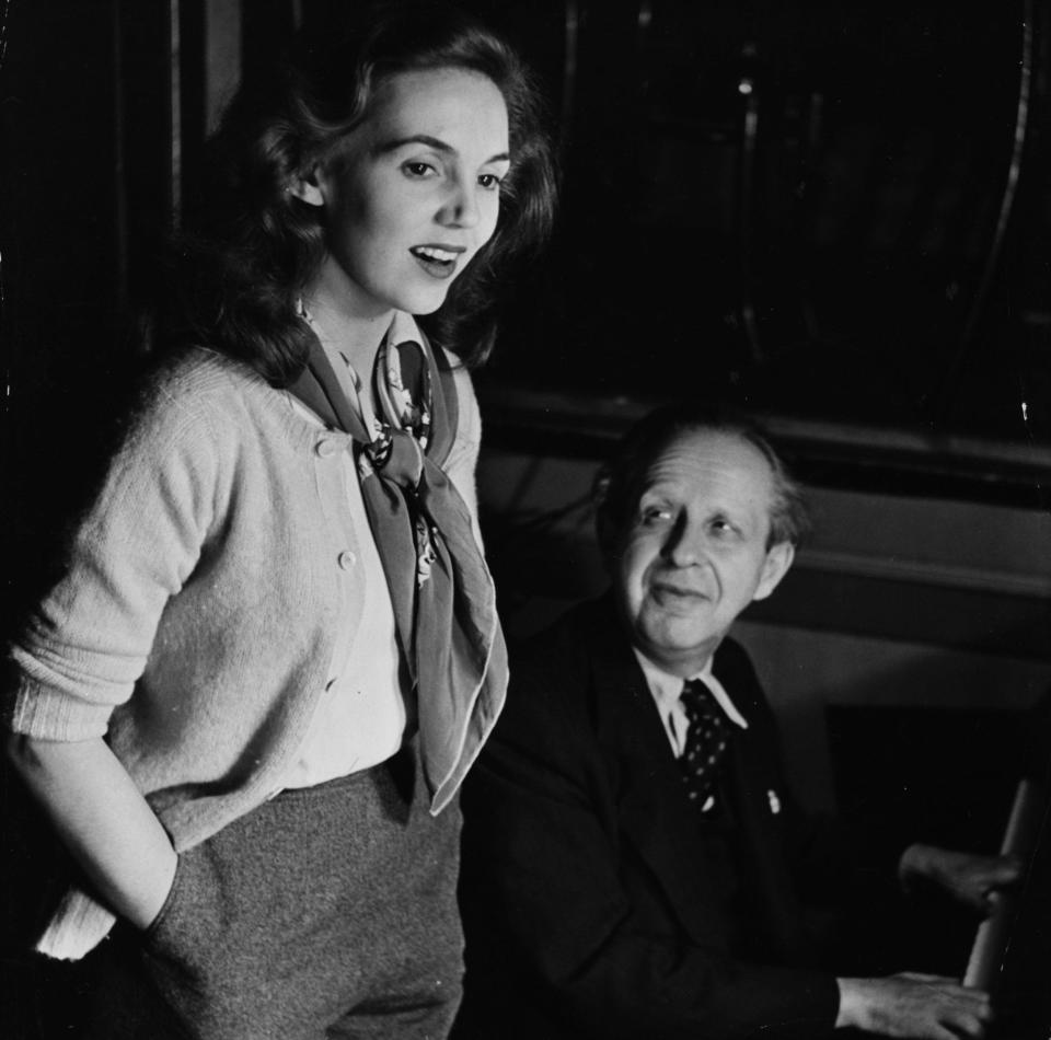 Carol Raye practising her singing, circa 1955 - Keystone/Hulton Archive/Getty Images)