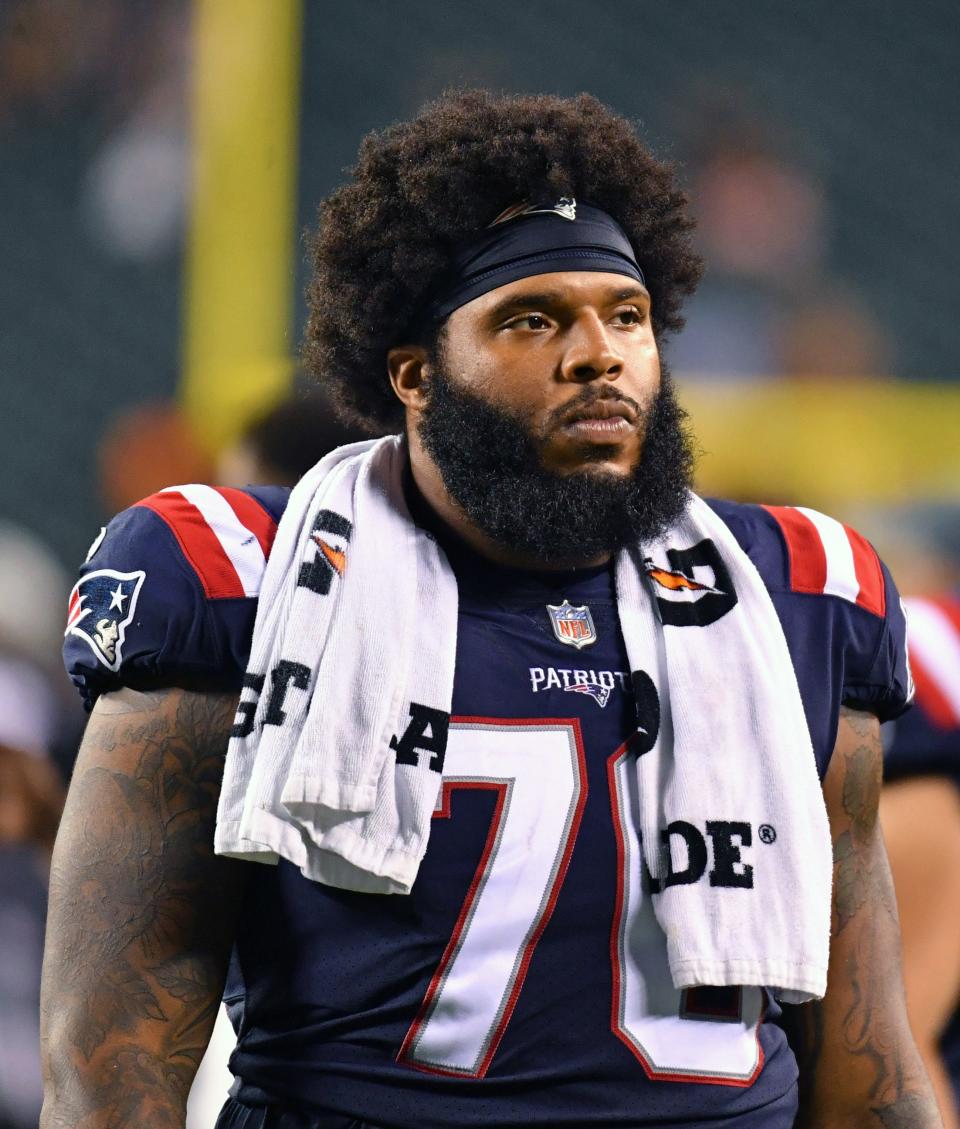 Aug 19, 2021; Philadelphia, Pennsylvania, USA; New England Patriots offensive tackle Isaiah Wynn (76) walks off the field against the Philadelphia Eagles at Lincoln Financial Field.