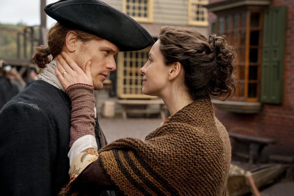 Ihnen steht eine Abkühlung bevor: Jamie und Claire Fraser. (Bild: MG RTL D / © 2017 Starz Entertainment, LLC)