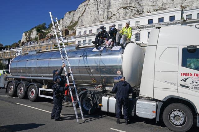 Insulate Britain protests