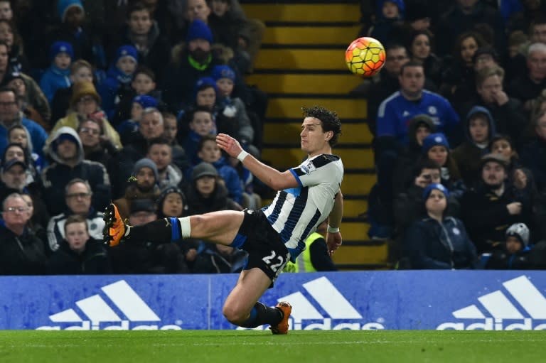 Watford manager Walter Mazzarri added to his squad with the signing of Newcastle right-back Daryl Janmaat this week