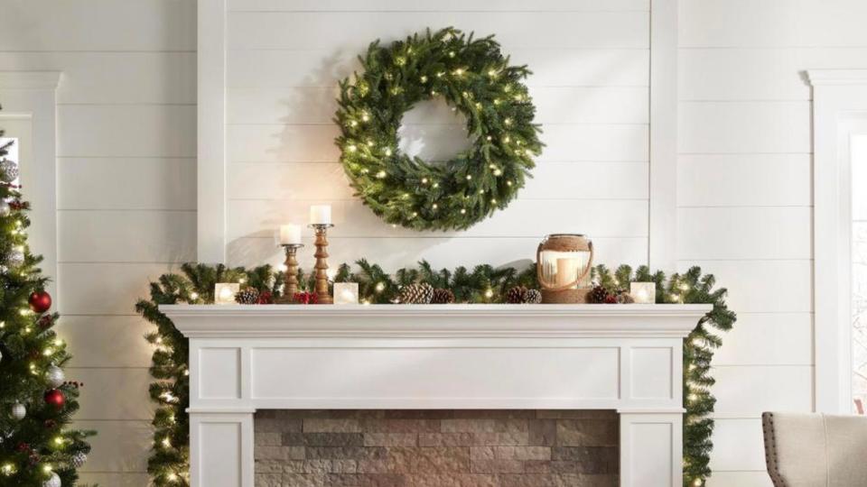 This stylish garland is a lovely accent for any home.