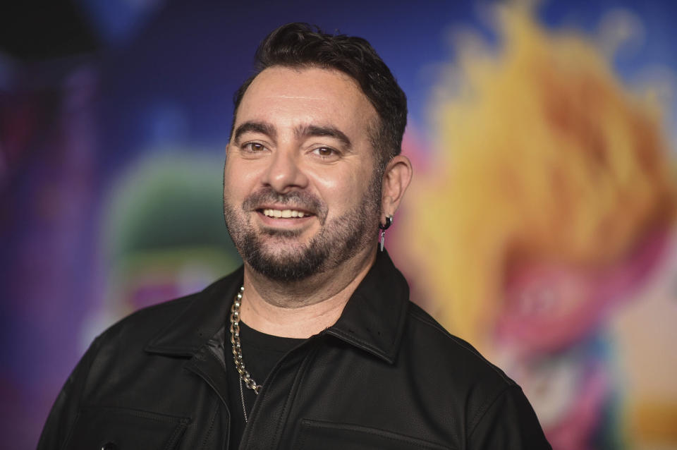 Chris Kirkpatrick llega al estreno de "Trolls Band Together" el miércoles 15 de noviembre de 2023 en el Teatro Chino TCL en Los Angeles. (Foto Richard Shotwell/Invision/AP)