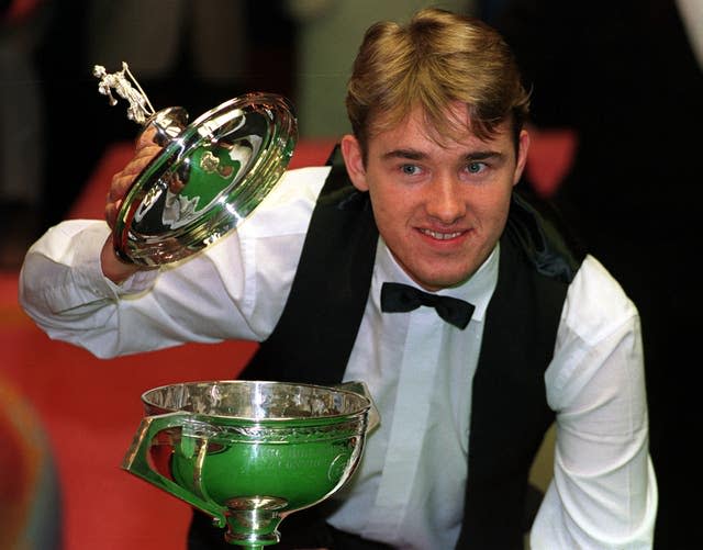 Snooker – Embassy World Snooker Championship – Final – Jimmy White v Stephen Hendry – Crucible Theatre, Sheffield