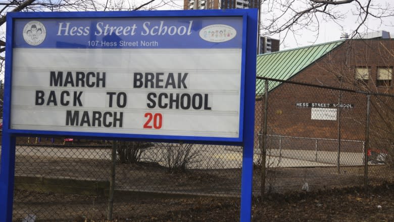 Syrian parents fight to save Hamilton school at 'heart' of their community