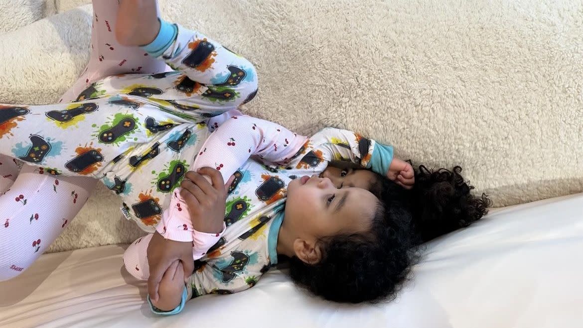 khloé kardashian shares snuggly photos of her kids