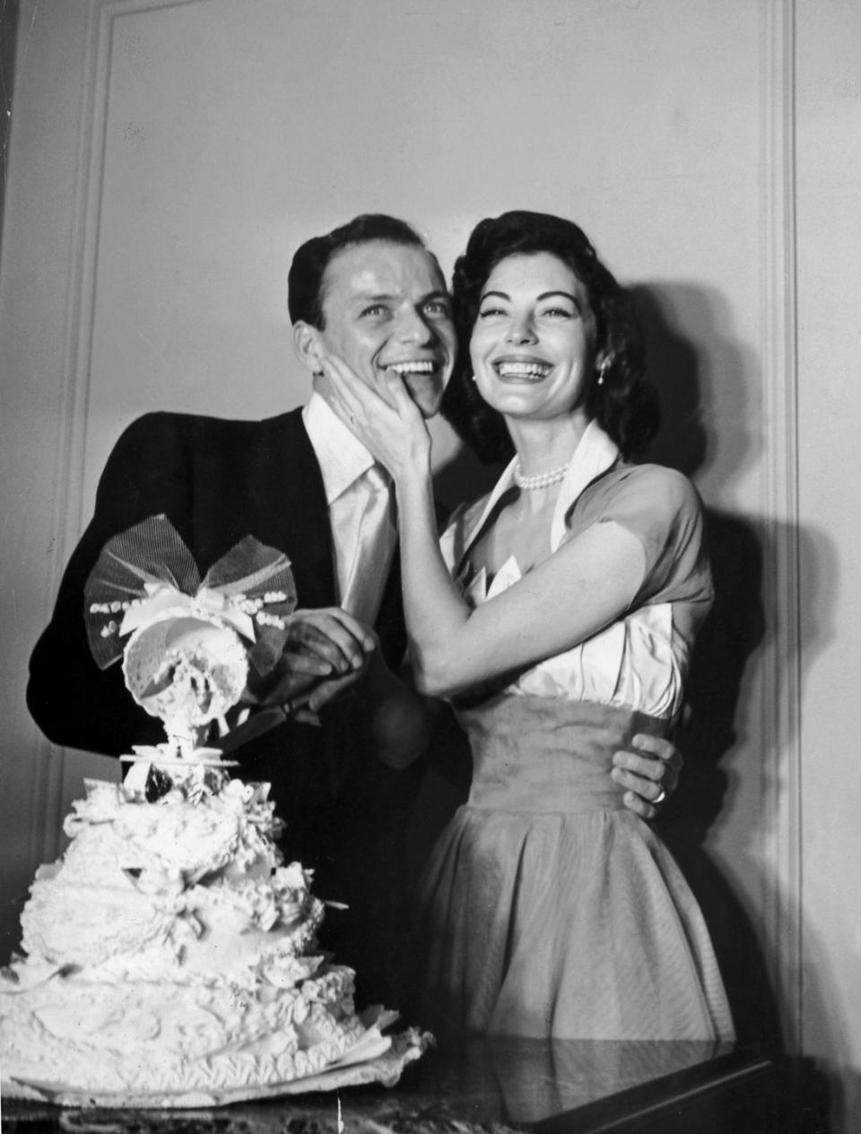 <p>Frank Sinatra and Ava Gardner tied the knot shortly after the singer's divorce was finalized from his first marriage in 1951. The elopement was Ava's third marriage and Frank's second. </p>