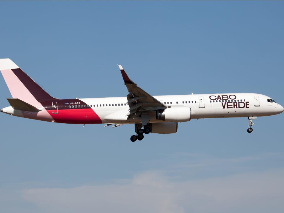 Cabo Verde Airlines Boeing 757