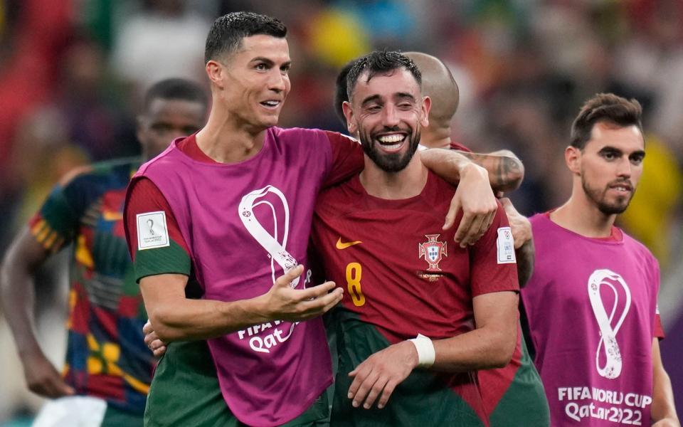 Ronaldo congratulates Fernandes - AP