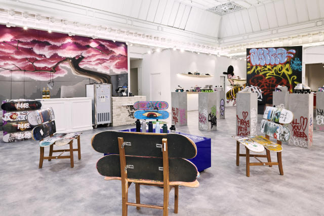 Le Bon Marche Paris Celebrates Los Angeles Style With Exhibition