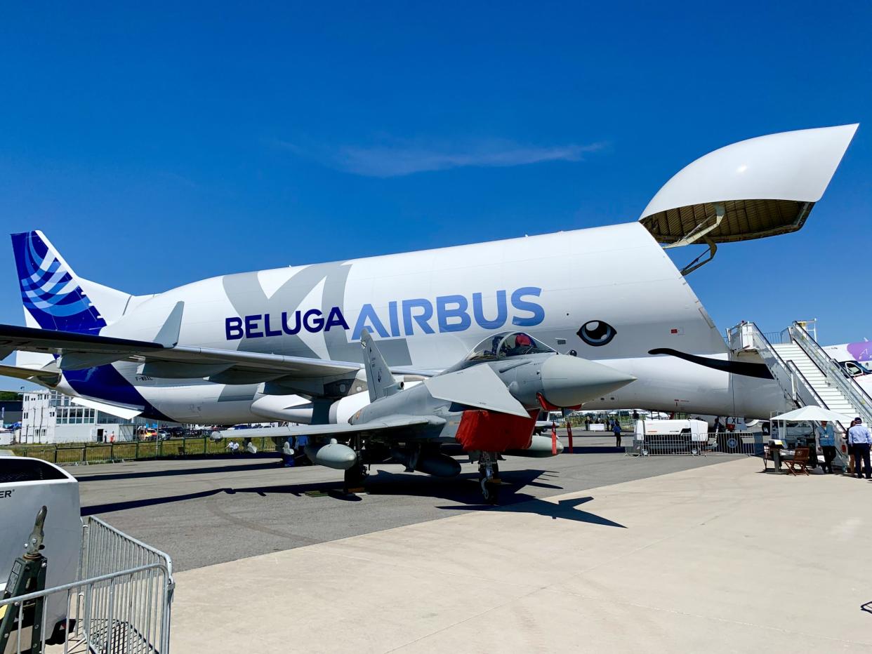 Der Airbus hat sein Frachtflugzeug Beluga XL mit zur Internationalen Luft- und Raumfahrtausstellung in Berlin gebracht.  - Copyright: Business Insider | Christian Mayer