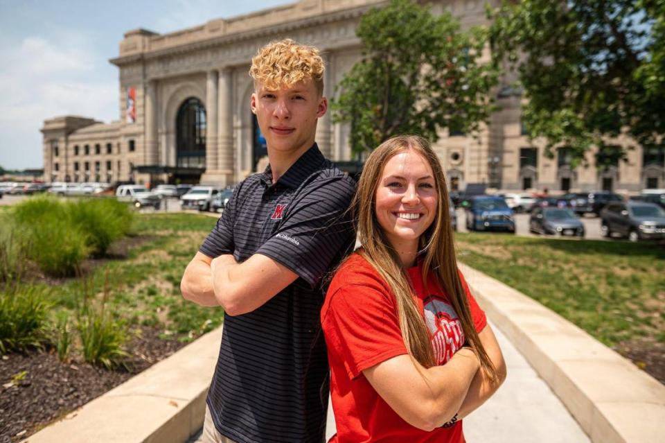 Carter McIntosh, left, and Taylor Cruse met up at Union Station recently for a photo shoot commemorating their designation as The Star’s High School Scholar-Athletes for 2023. Both will soon be attending universities in Ohio to play collegiate sports. Zachary Linhares/zlinhares@kcstar.com