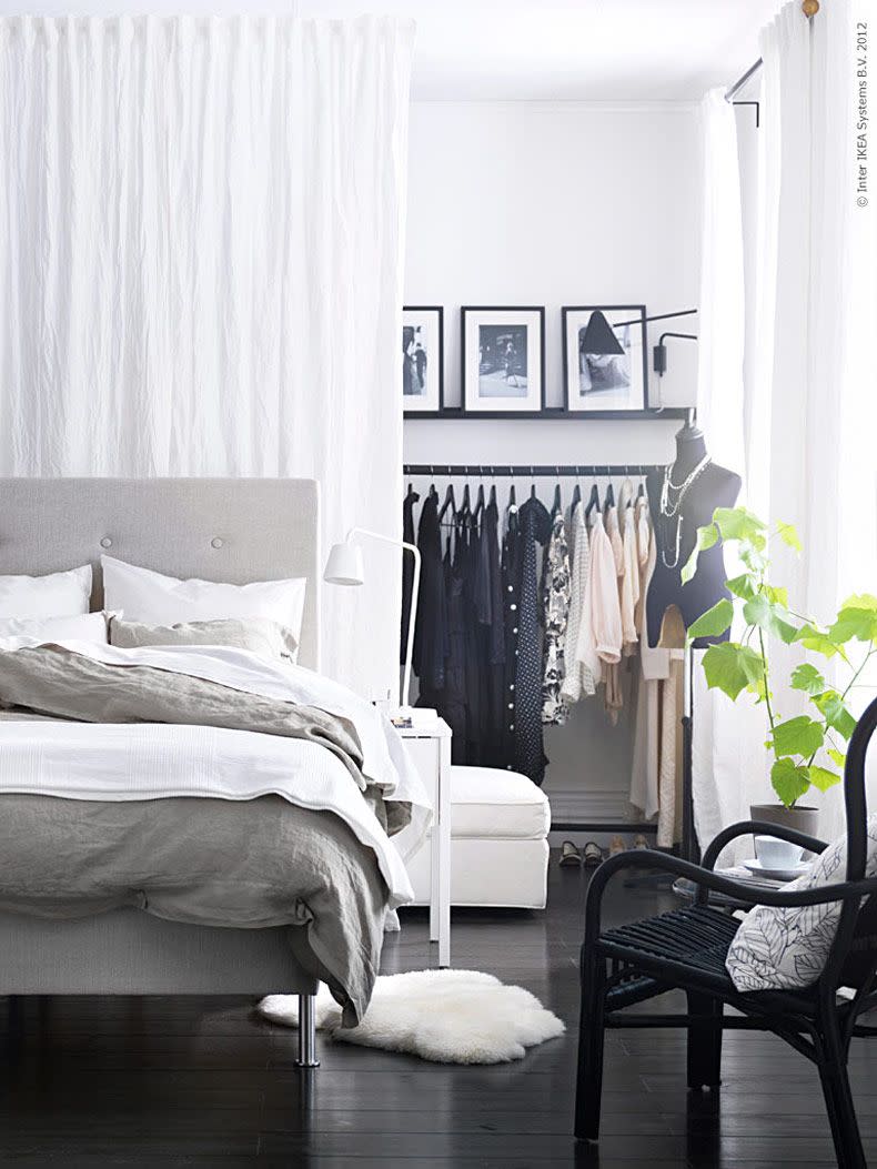 11) Create a Walk-in Closet