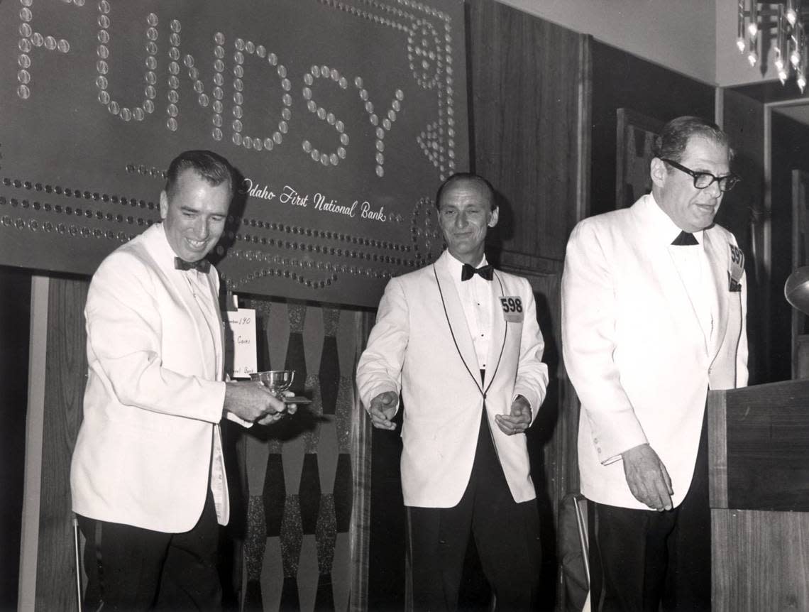 Arthur Oppenheimer (at the podium) chaired the 1969 Fundsy. Tom Hazzard, left, and Bob Beatty, middle, also helped start Fundsy.