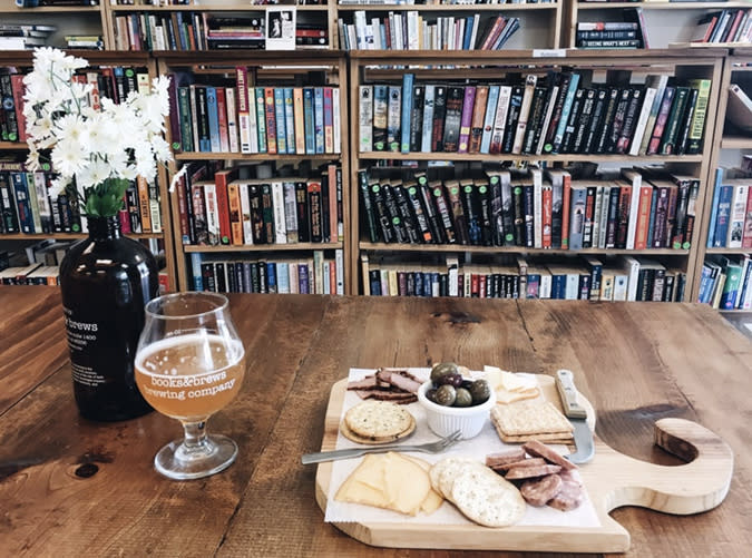 Indiana: Books & Brews