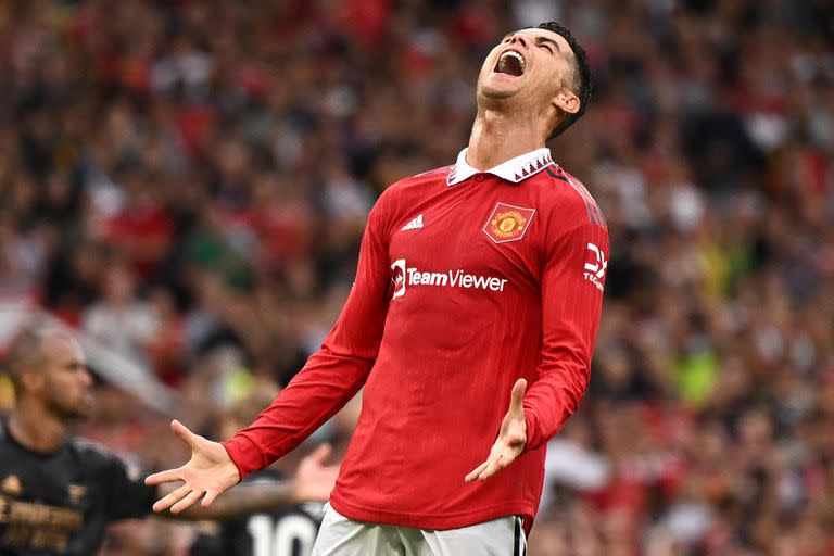 Cristiano Ronaldo fue separado del plantel de Manchester United para enfrentar a Chelsea
