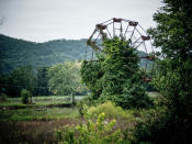 <p>Abandoned overgrown amusement park in West Virginia. (Photo:Johnny Joo/Caters News) </p>