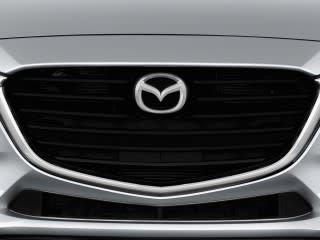 2017 Mazda Mazda3 4-Door Sport Auto Grille