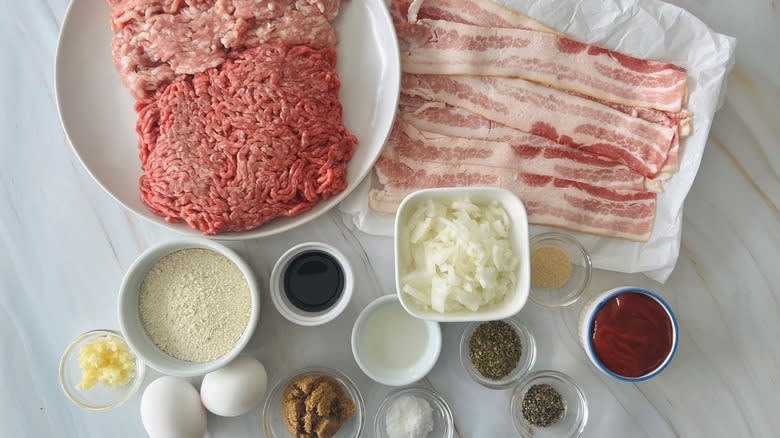 ingredients for meatloaf with bacon