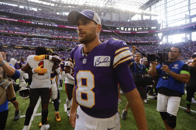 QB Kirk Cousins: Vikings 'shot ourselves in the foot' with four turnovers  vs. Eagles