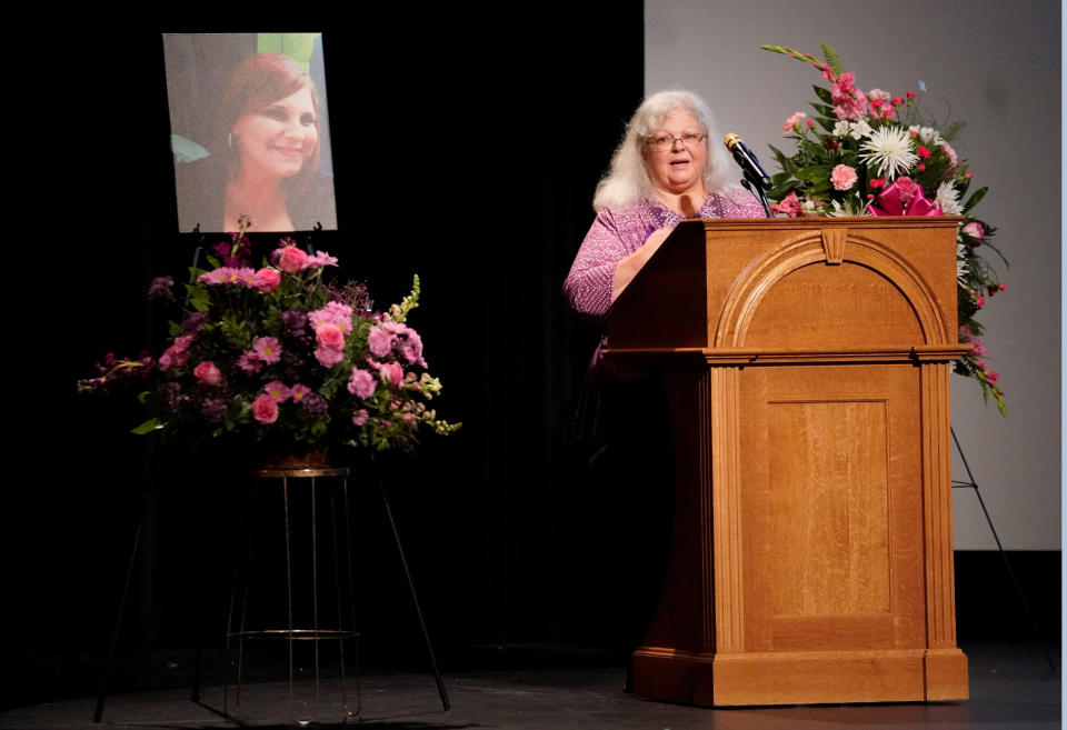 Susan Bro, Heyer's mother, speaks during her service. (Photo: Jonathan Ernst / Reuters)