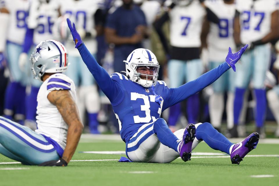The success of Indianapolis Colts return man Dallas Flowers is one of the reasons why the Browns coveted Bubba Ventrone as their new special teams coordinator.