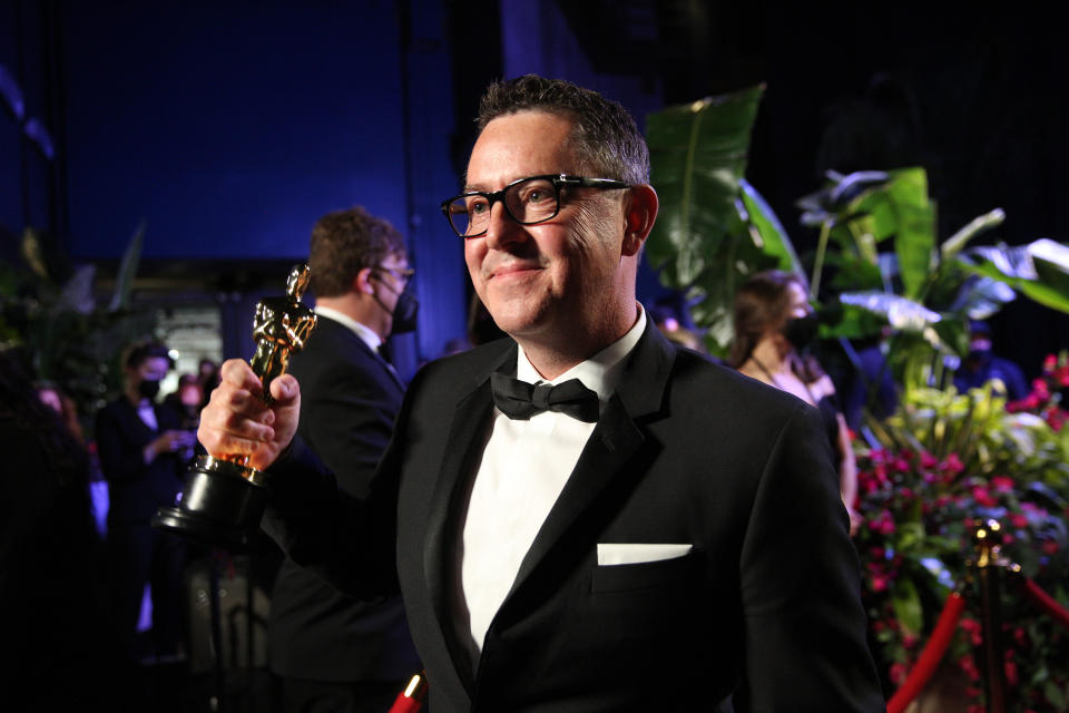 HOLLYWOOD, CALIFORNIA - MARCH 27: In this handout photo provided by A.M.P.A.S., Greig Fraser, winner of the Oscar for Cinematography for ‘Dune’, is seen backstage during the 94th Annual Academy Awards at Dolby Theatre on March 27, 2022 in Hollywood, California.  (Photo by Al Seib/A.M.P.A.S. via Getty Images)