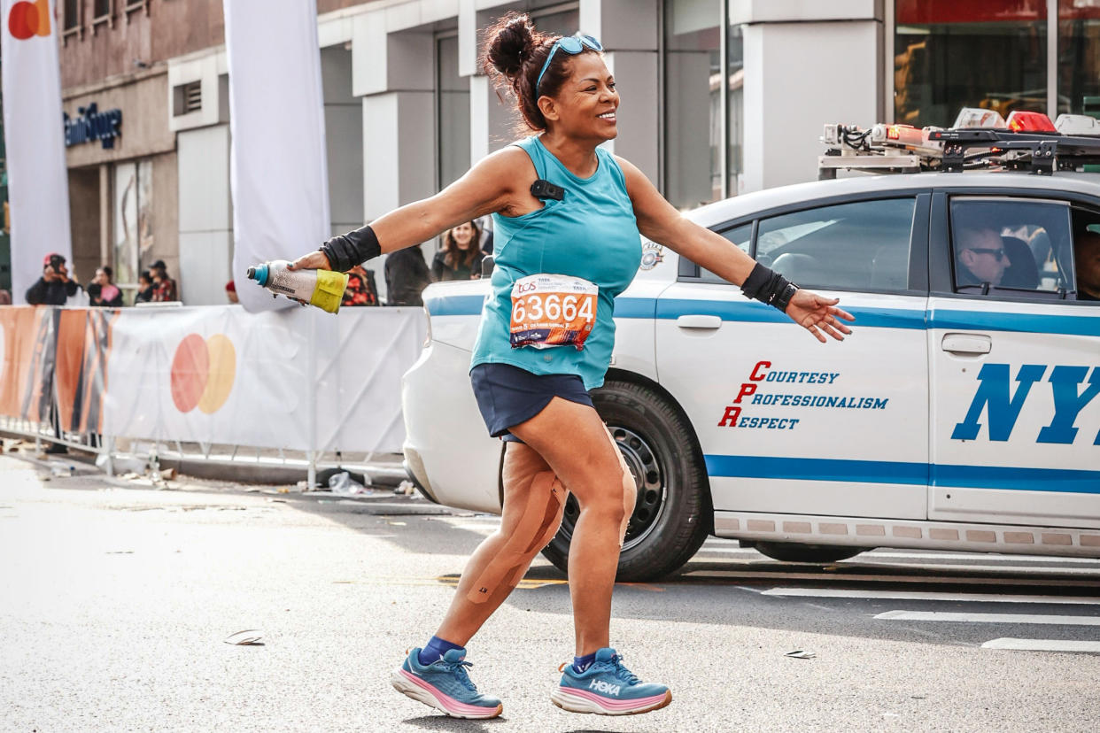 A 60-year-old Texas woman finished the NYC Marathon after surviving three brain aneurysms. (Courtesy of TCS New York City Marathon)