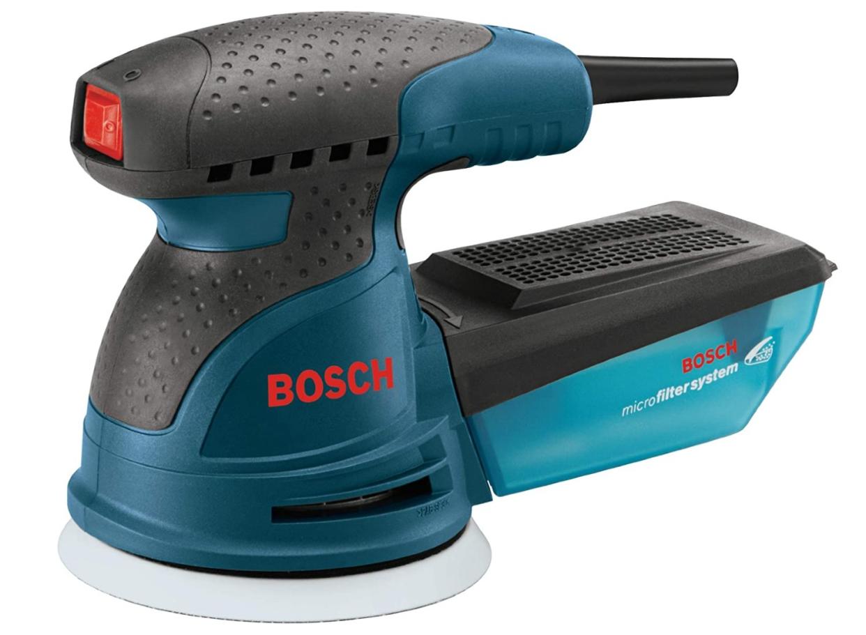 Use this machine’s built-in dial to match every job’s finishing requirement with the sanding speed. (Source: Amazon)