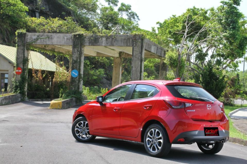 可別用代步小車看我！Mazda2頂級型比你想的還有樂趣