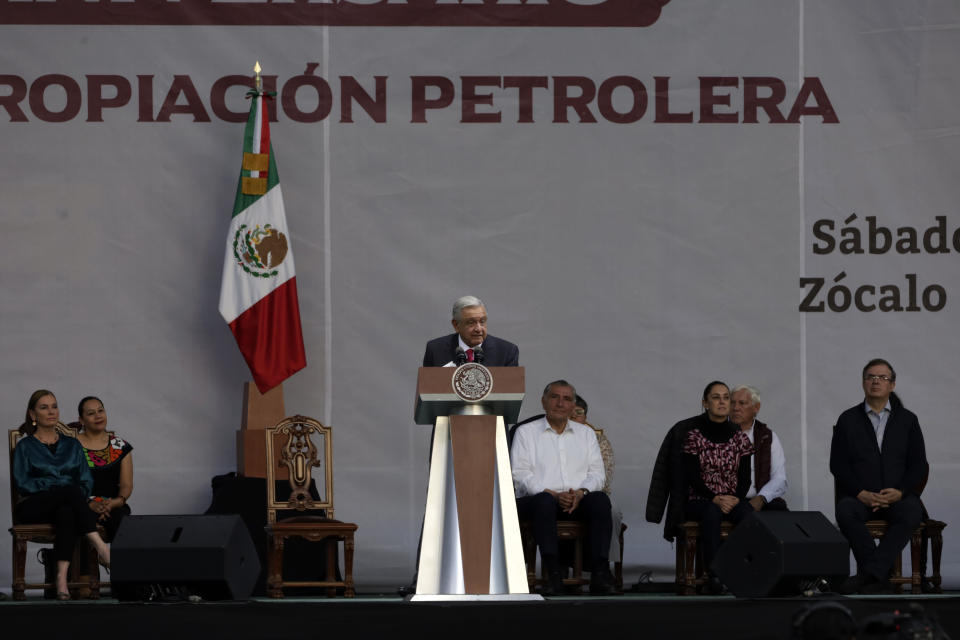 El presidente de México, Andrés Manuel López Obrador en la ceremonia del 85 aniversario de la Expropiación Petrolera en el Zócalo de la Ciudad de México, el 18 de marzo de 2023 (Luis Barron / Eyepix Group/Future Publishing via Getty Images)