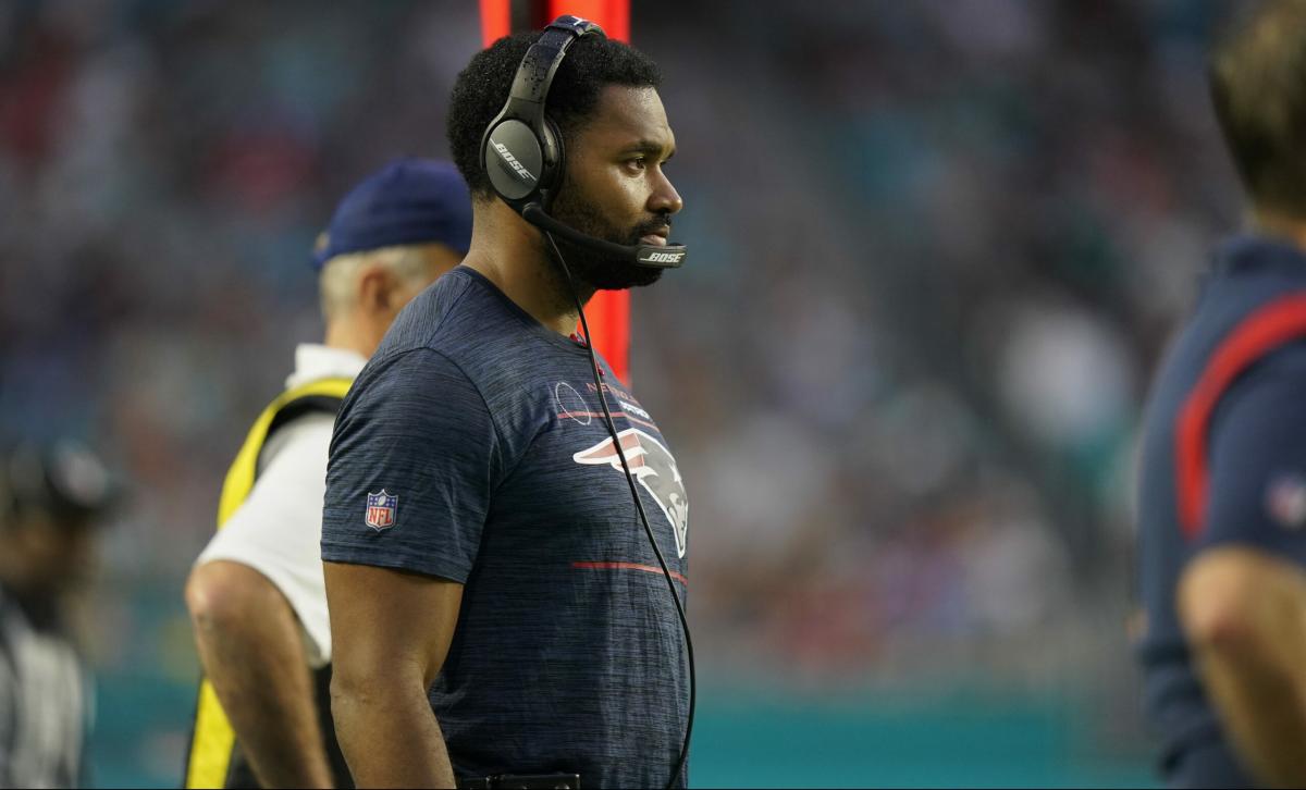 Broncos interview New England assistant coach Jerod Mayo for head