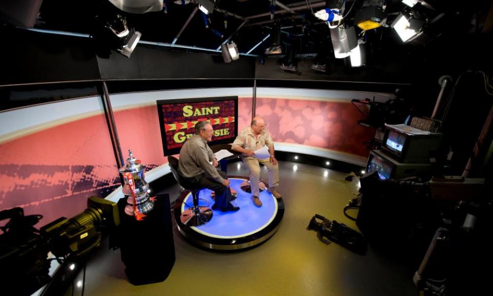 Ian St John and Jimmy Greaves on set for the filming of a Saint and Greavsie FA Cup final special for Setanta in 2009