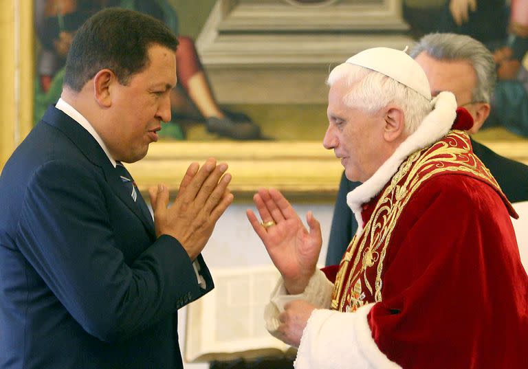 POPE BENEDICT XVI; Papa Benedicto XVI; papa emérito; mundo