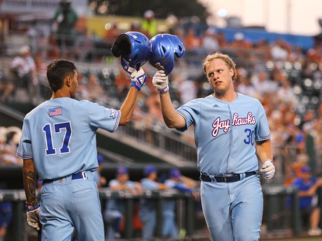 Kansas shortstop Maui Ahuna commits to Vols