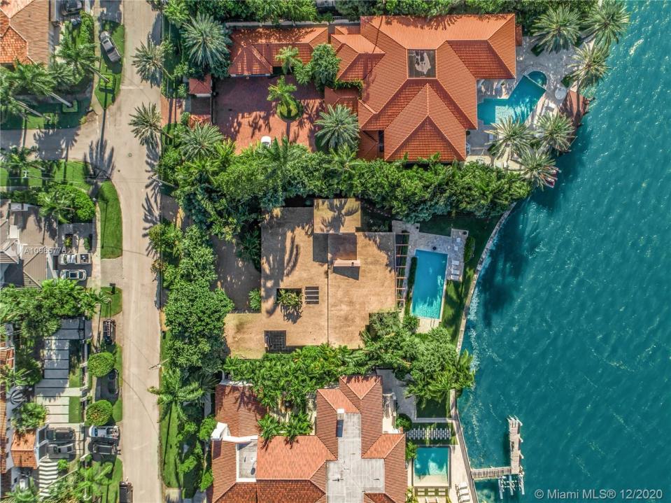 Aerial view of supermodel Cindy Crawford's new Miami mansion, located in the city's uber-exclusive North Bay Road. 