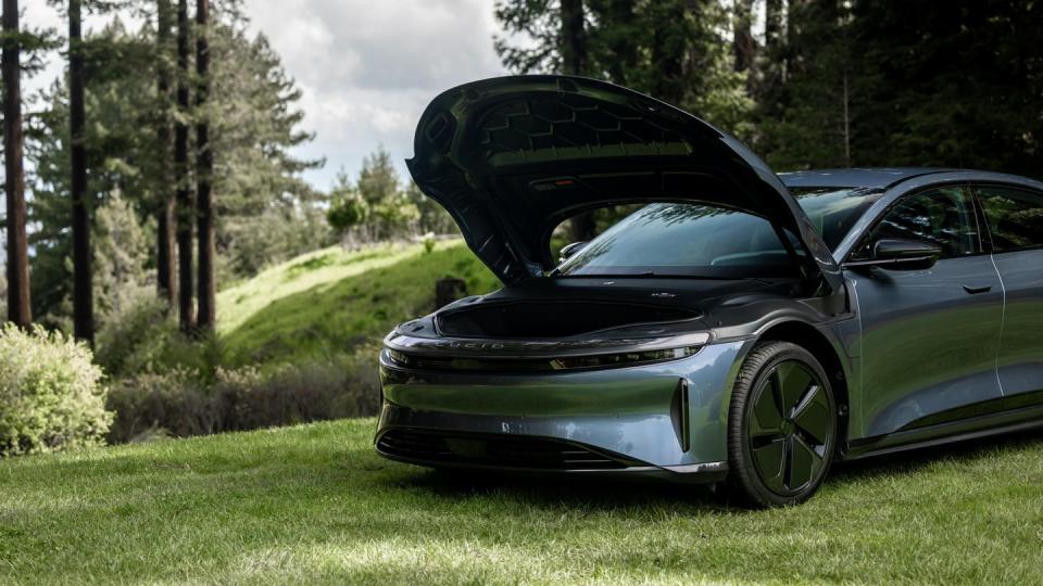 2024 lucid air